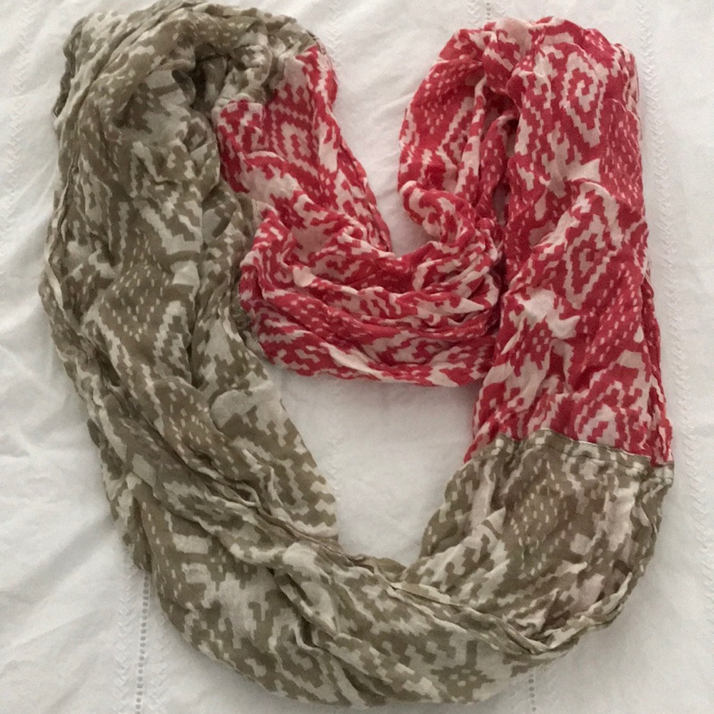 Infinity scarf